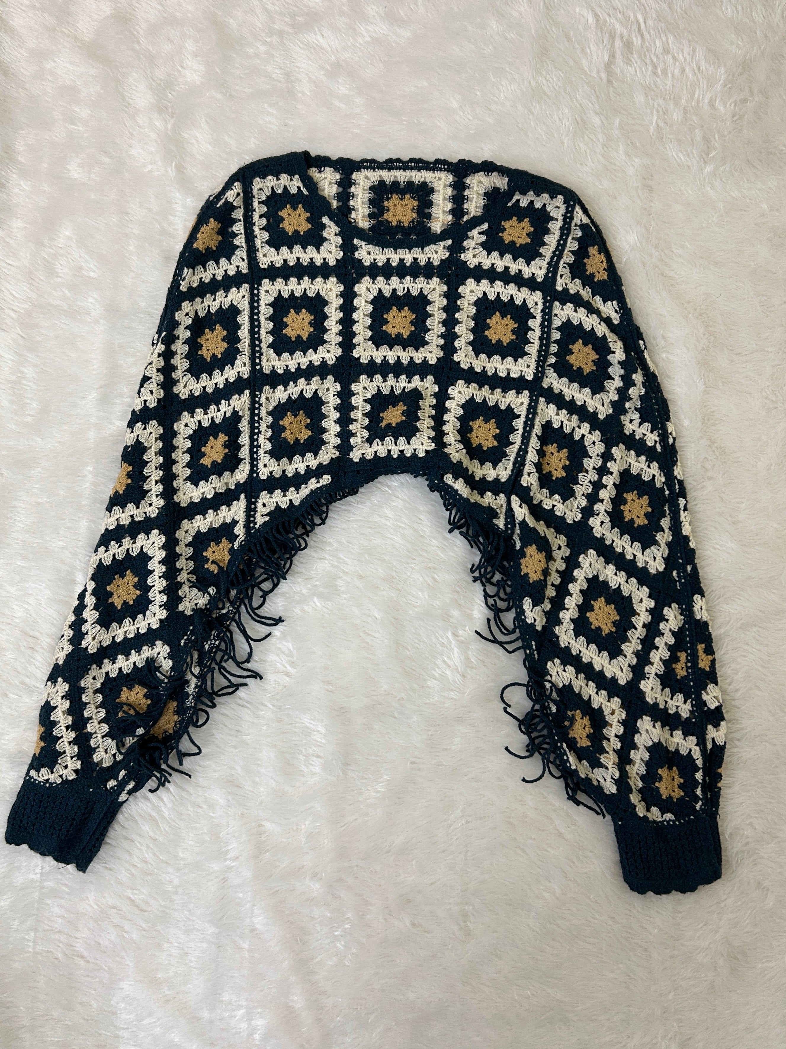 Boho-Chic Cropped Crochet Fringe Shrug