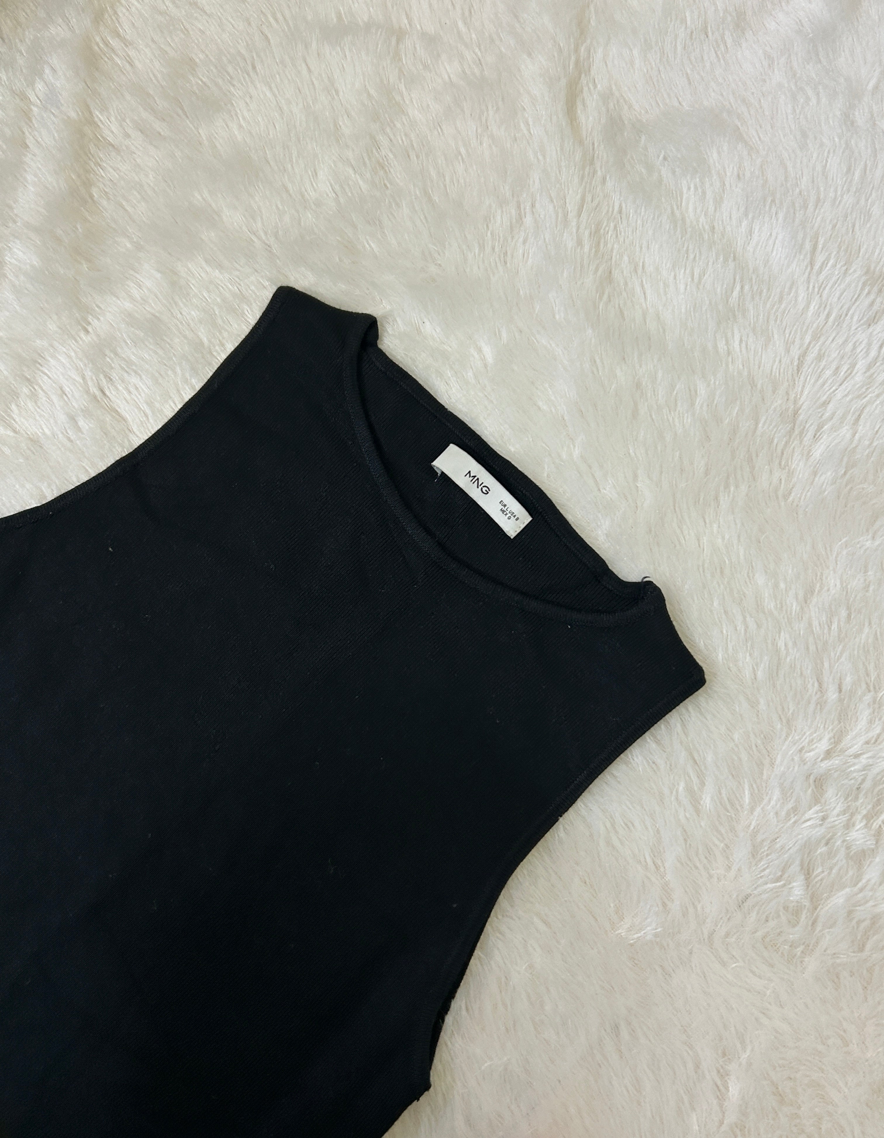 Ribbed sleeveless mini dress