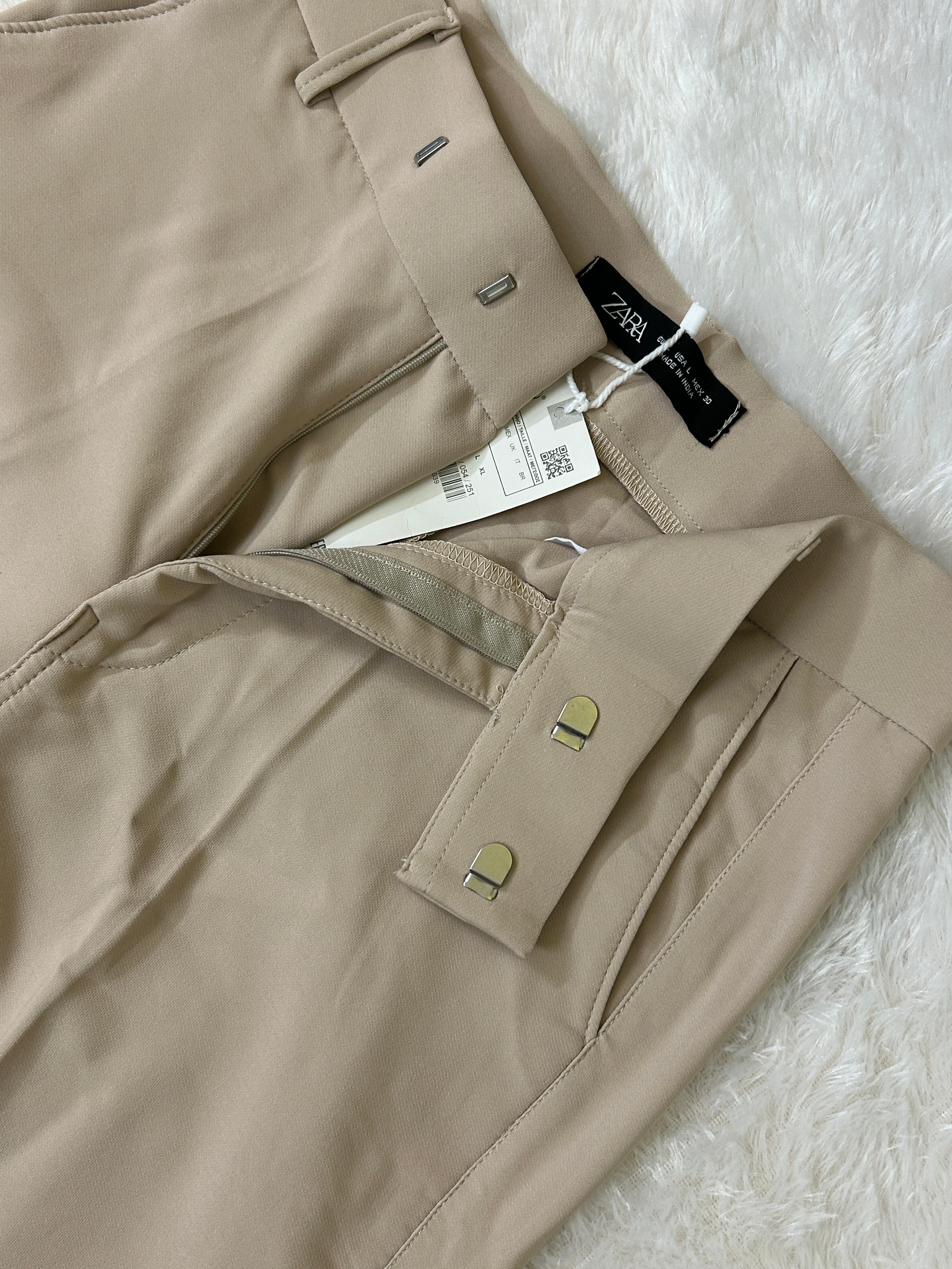 Tailored High-Waist Wide-Leg Trousers