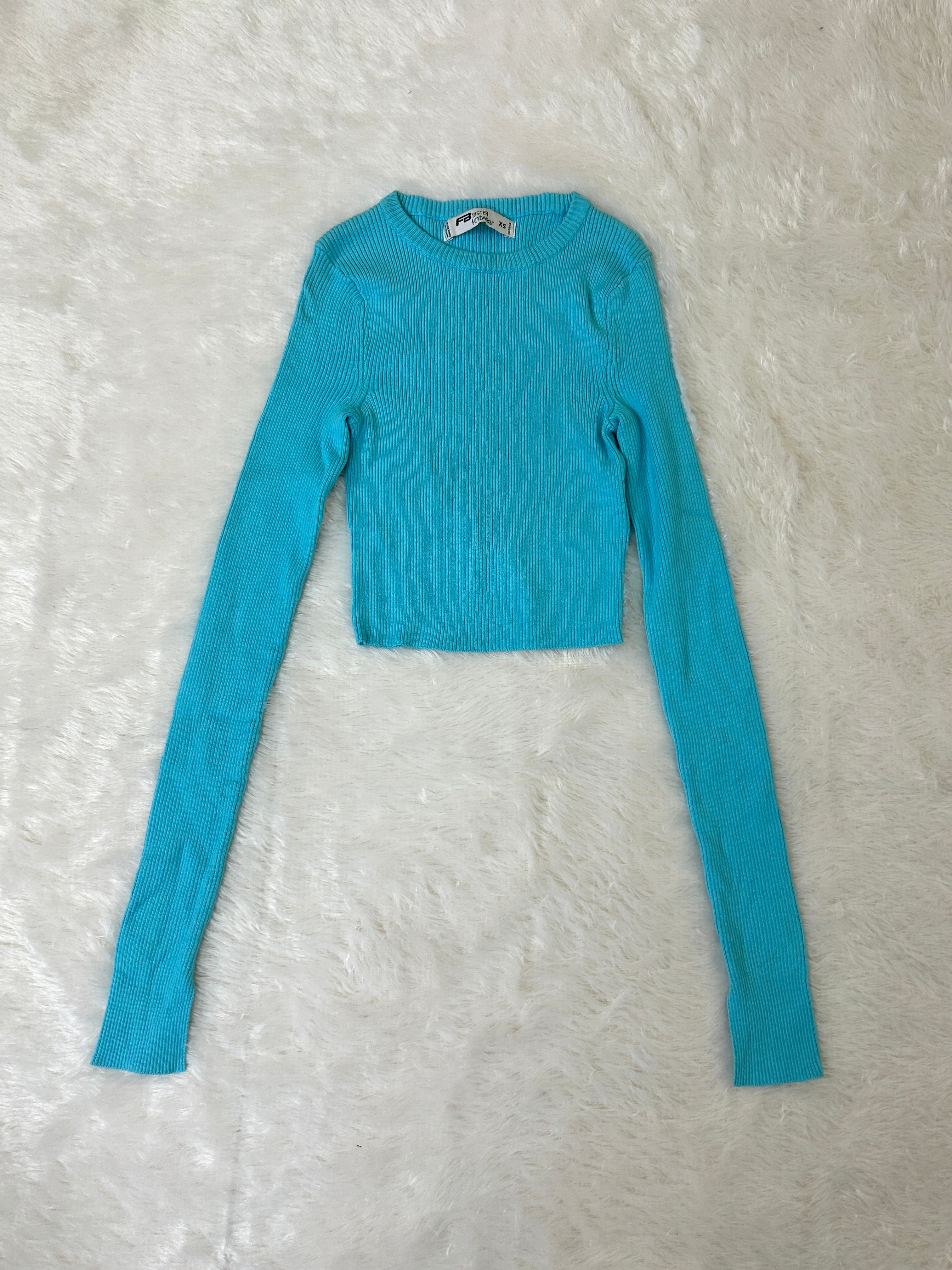 Split-Cuff Ribbed Long-Sleeve Crop