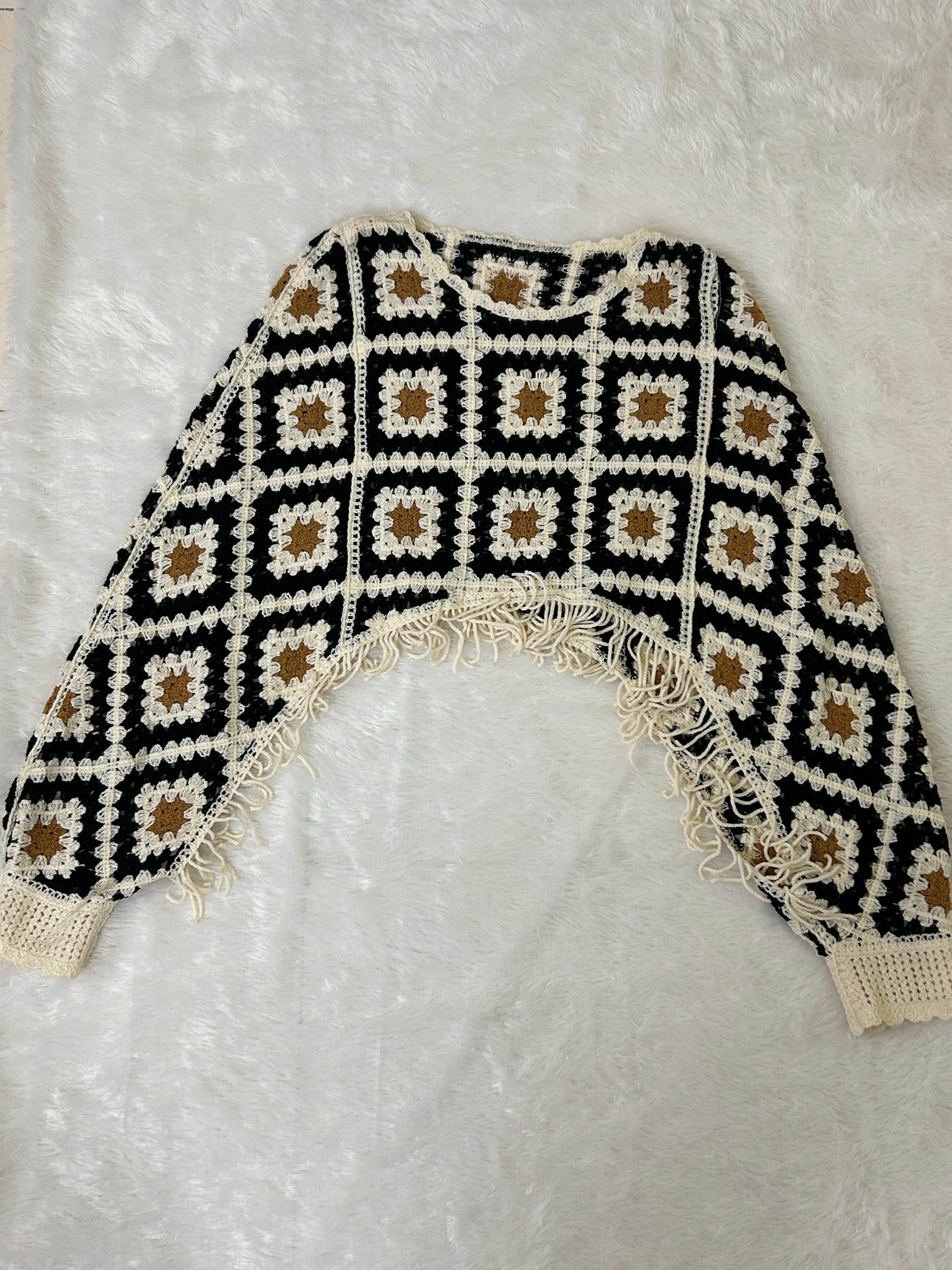 Boho-Chic Cropped Crochet Fringe Shrug