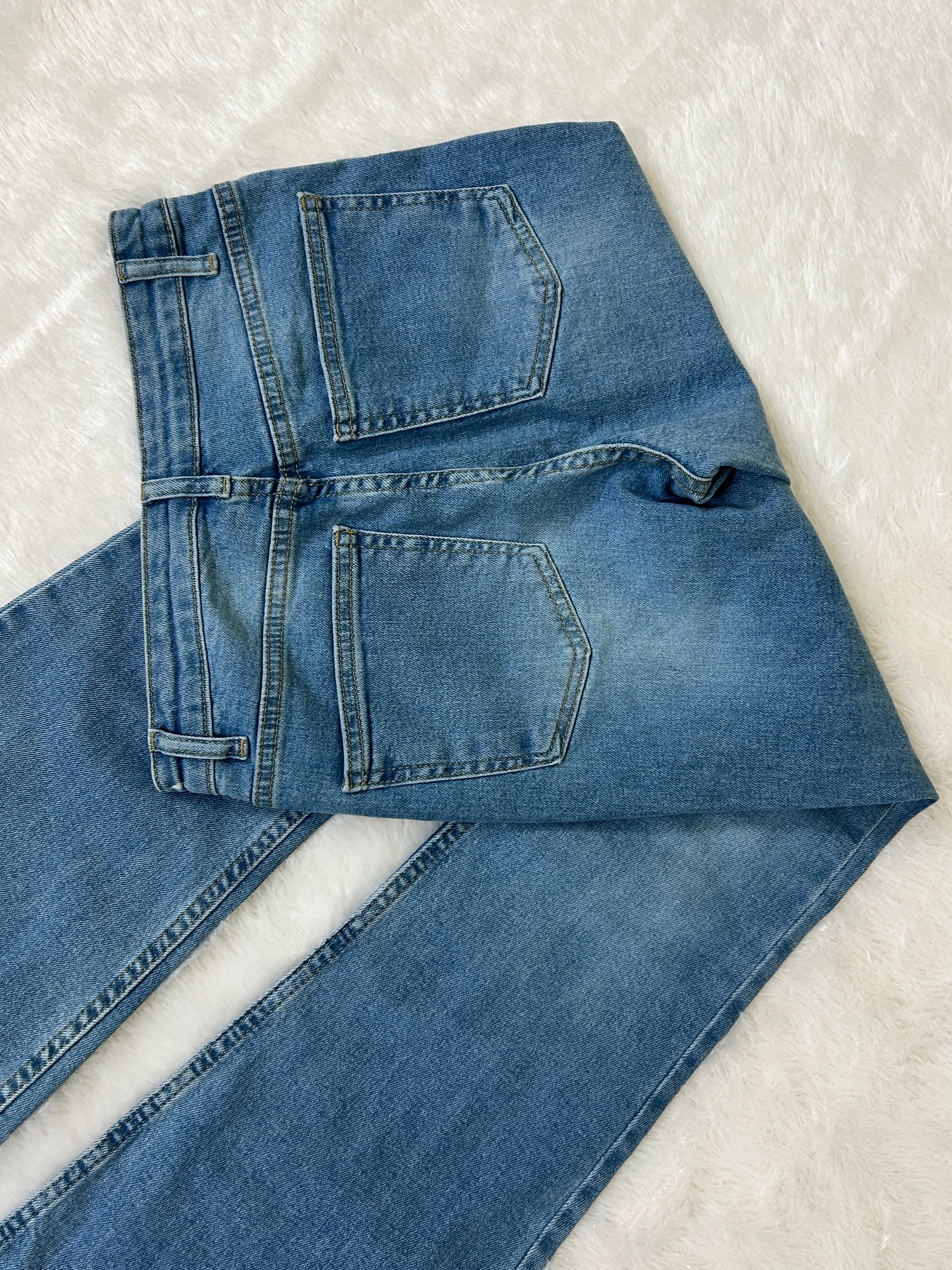 Super high waisted flared jeans