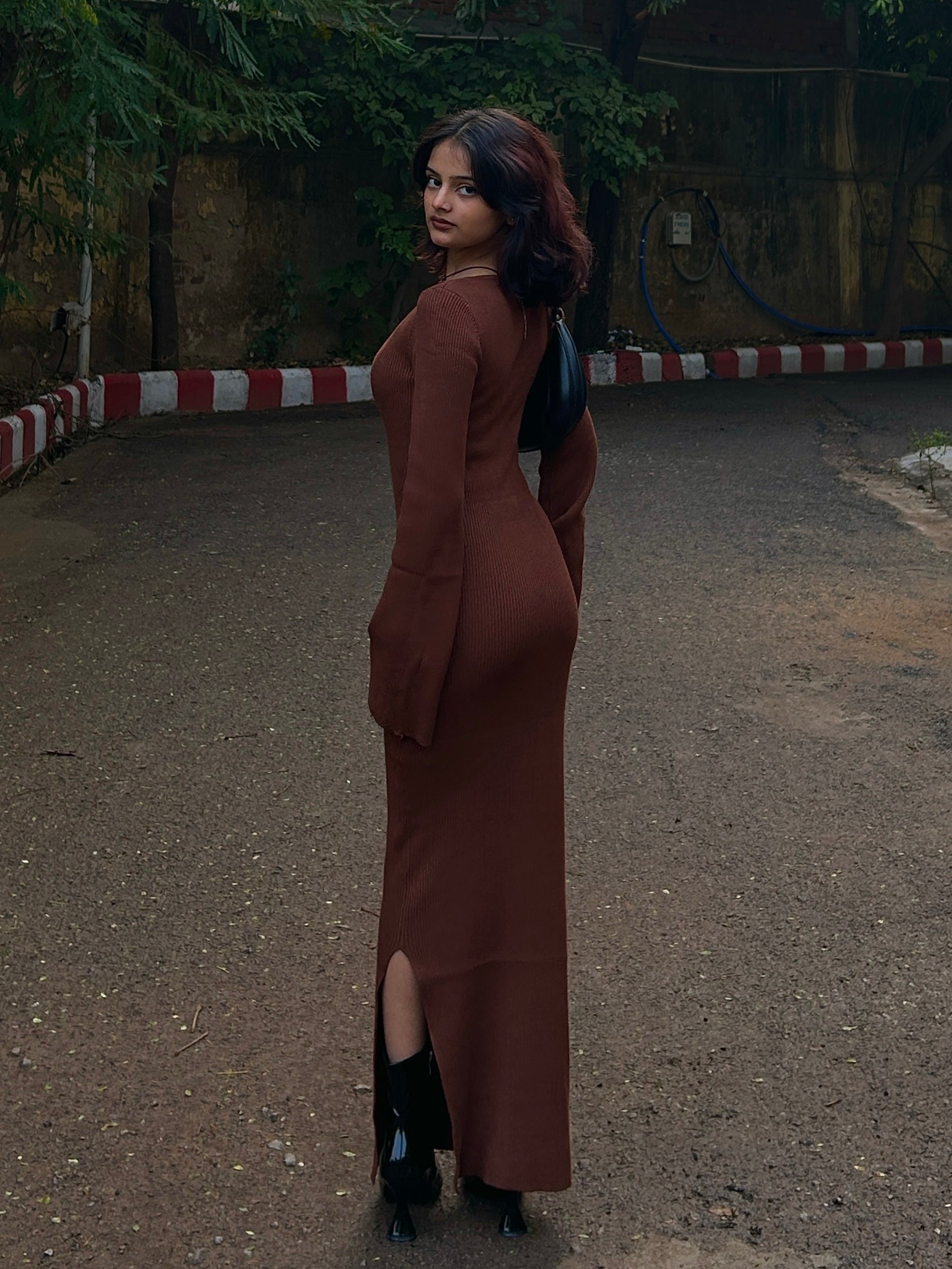 Heavy-Knit Scoop Neck Maxi Dress