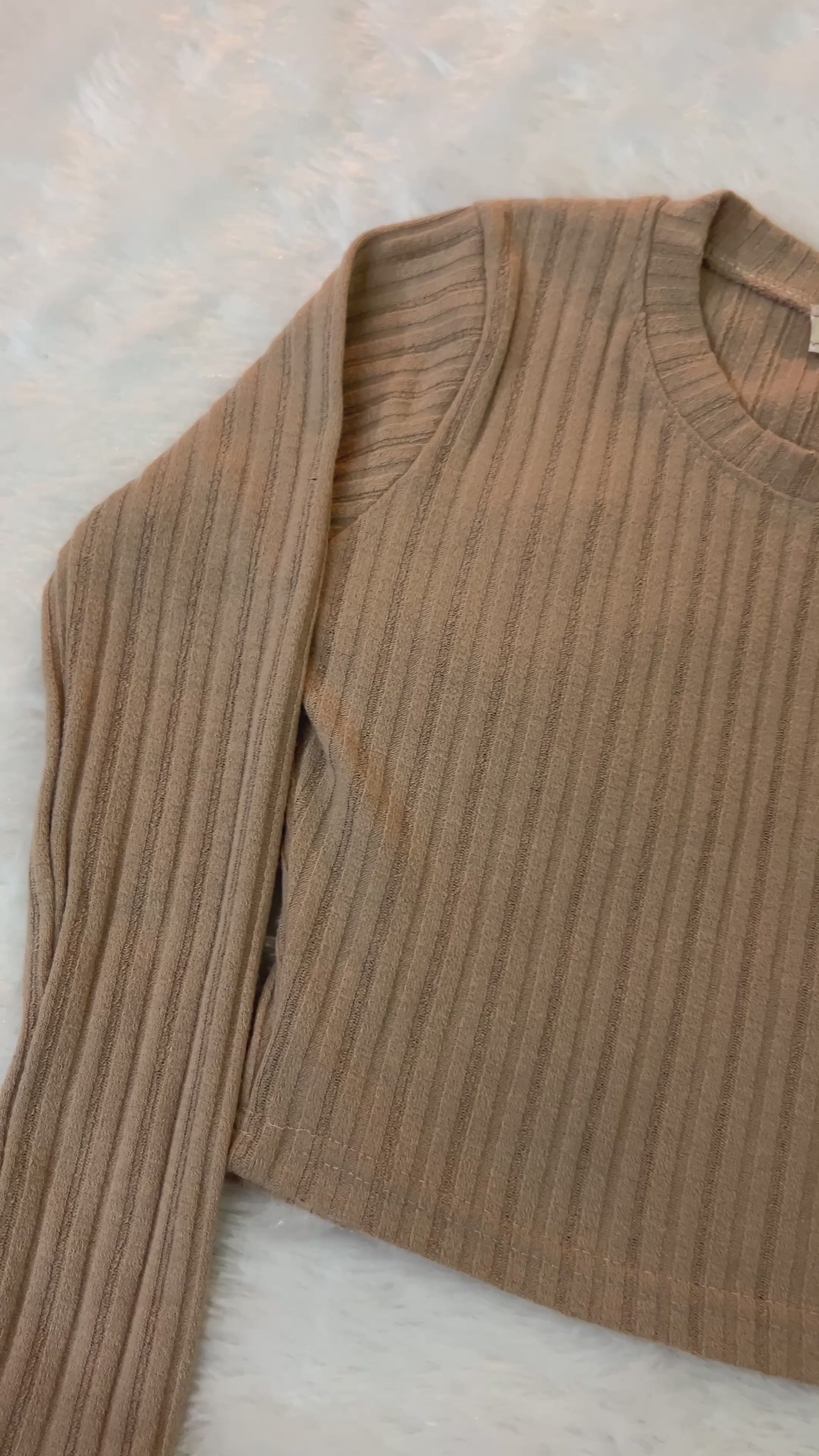Essential Ribbed Long-Sleeve Crop